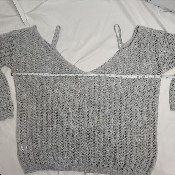 CURVE gray open knit cold shoulder soft v-neck sweater 2XL - Picture 6 of 7